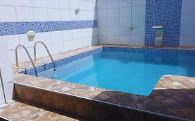 Casa de Praia com Piscina em Mongaguá